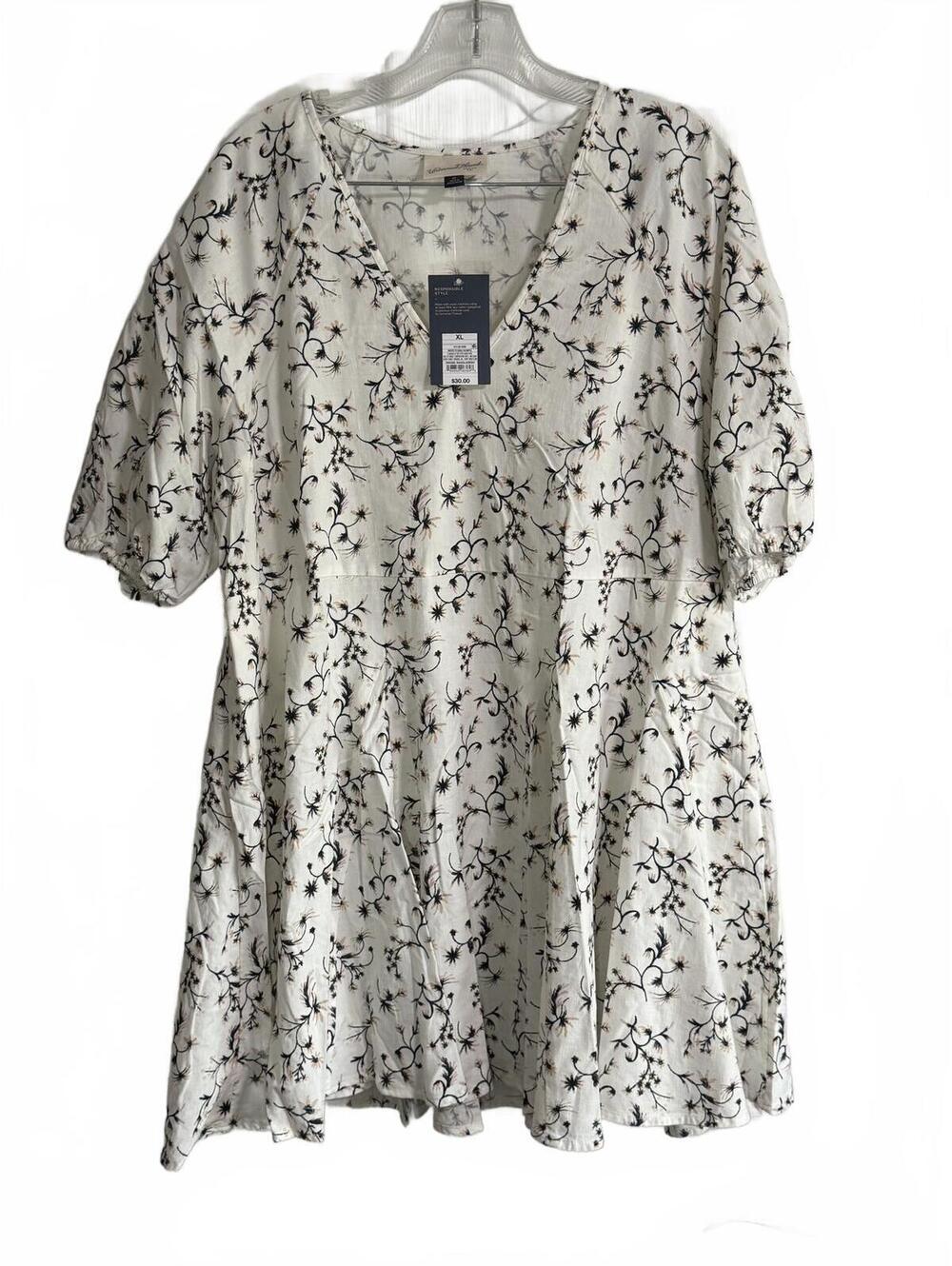 Universal Thread White Floral Puff‑Sleeve Top – XL